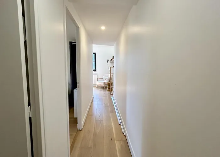 Hozanna Chic & Charme